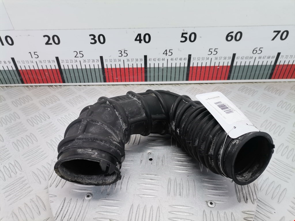 Патрубок воздушного фильтра FORD Fiesta 2001-2008