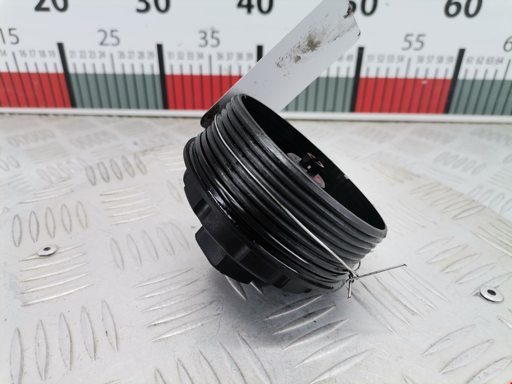 Крышка масляного фильтра AUDI A3 8P 2003-2013