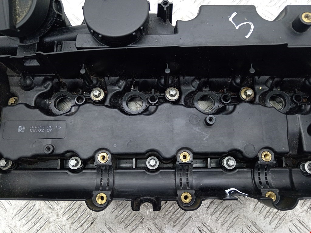 Крышка головки блока (клапанная) BMW 1er E81\E87 2004-2011