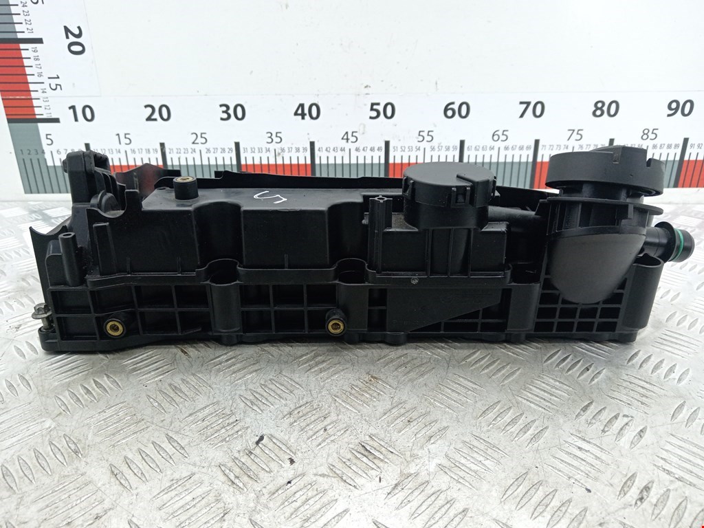 Крышка головки блока (клапанная) BMW 1er E81\E87 2004-2011