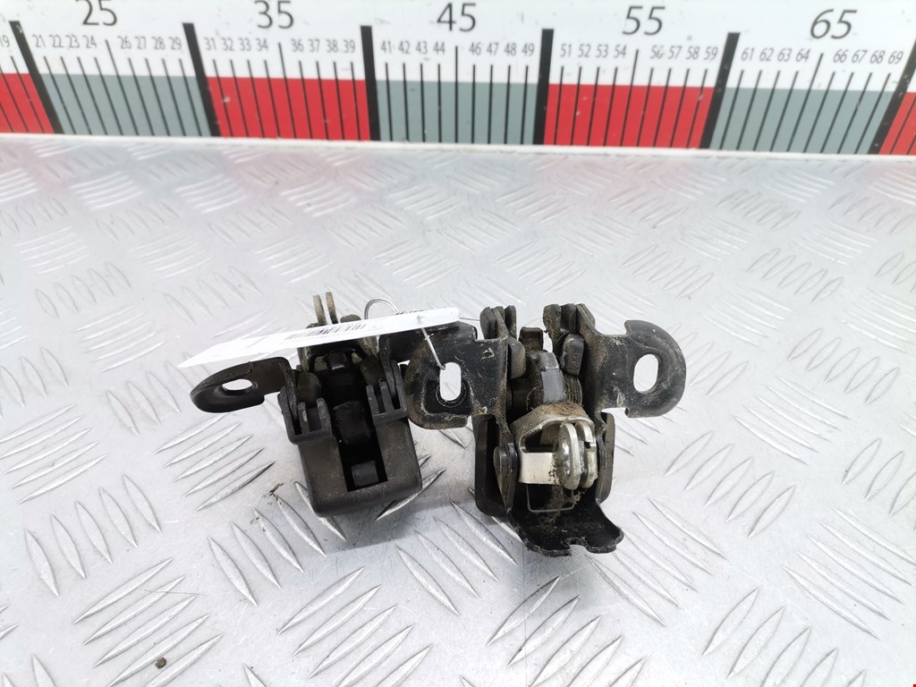 Замок двери распашной левой Renault Logan 1 (2004-2015)