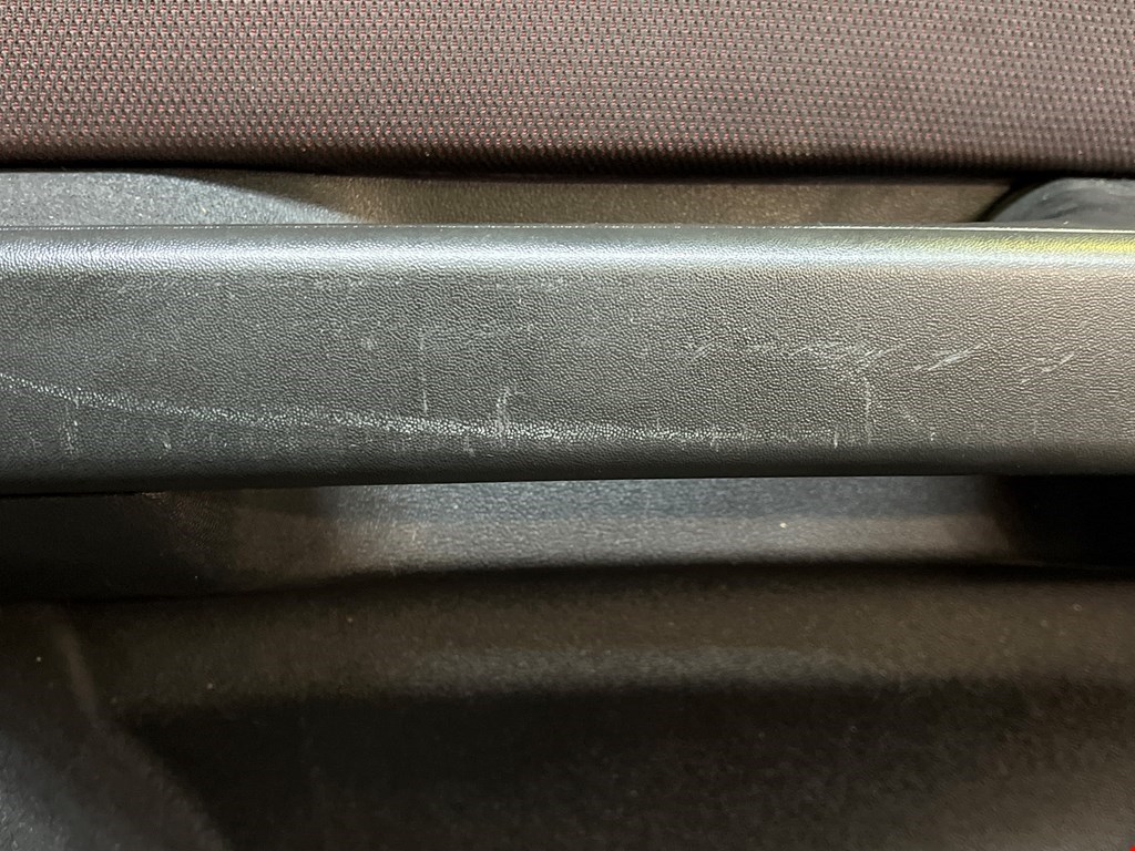 Обшивка двери передняя левая SEAT Leon 2005-2012