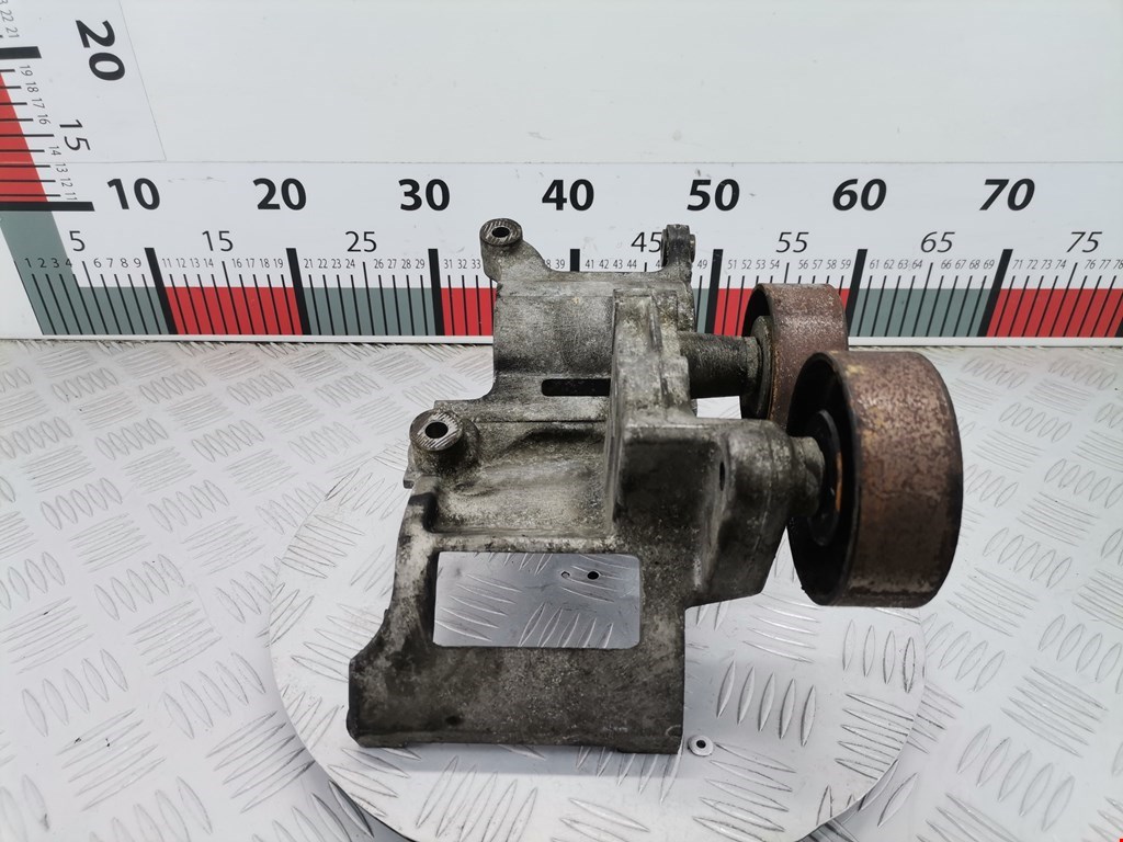 Кронштейн кондиционера TOYOTA Land Cruiser Prado 120 2002-2009