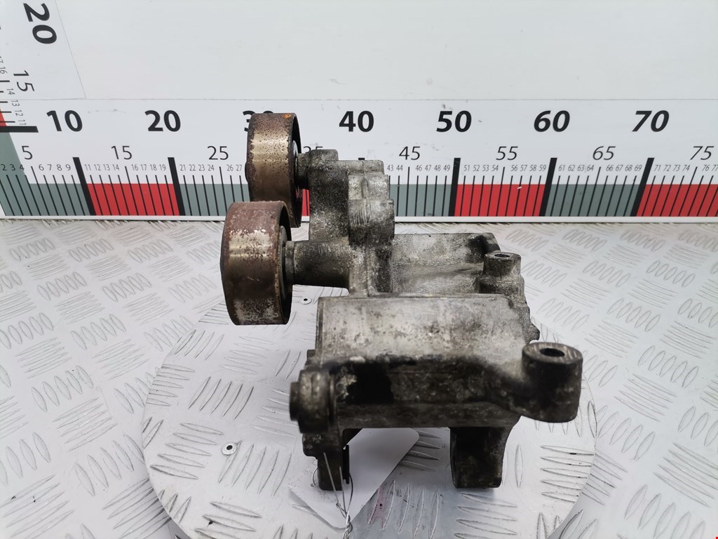 Кронштейн кондиционера TOYOTA Land Cruiser Prado 120 2002-2009