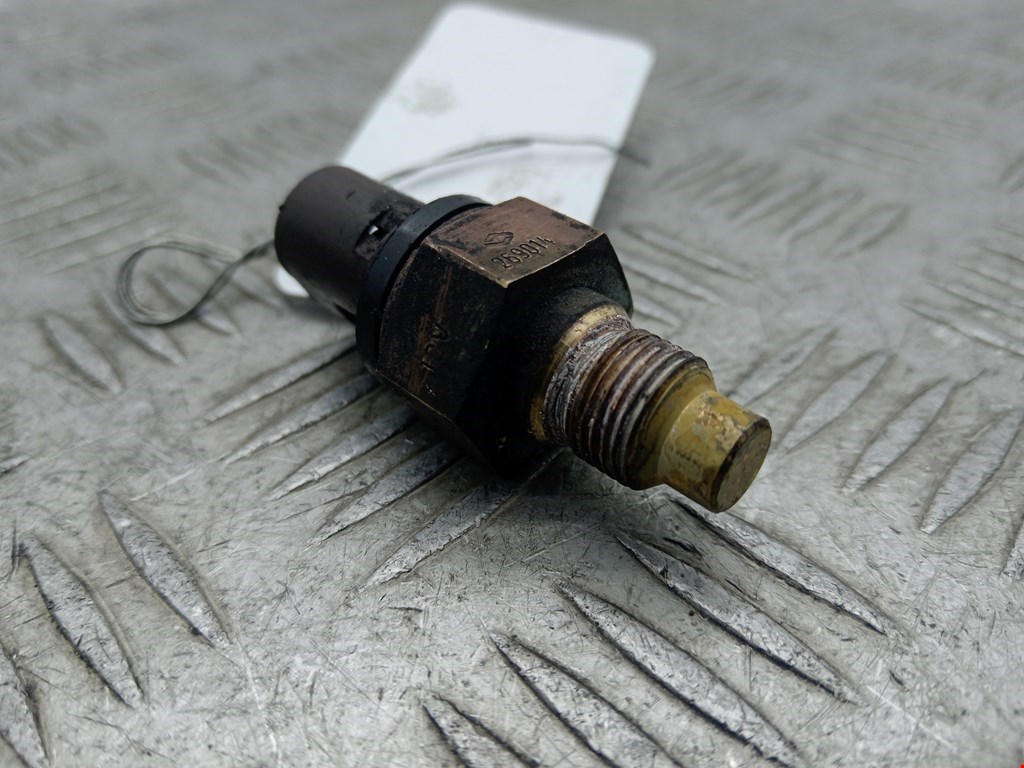 Датчик температуры (охлаждающей жидкости) RENAULT Clio 1991-1998