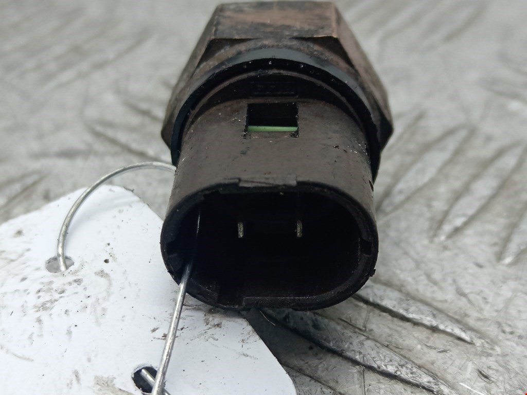 Датчик температуры (охлаждающей жидкости) RENAULT Clio 1991-1998