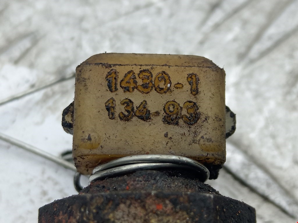 Датчик температуры (охлаждающей жидкости) RENAULT Clio 1991-1998