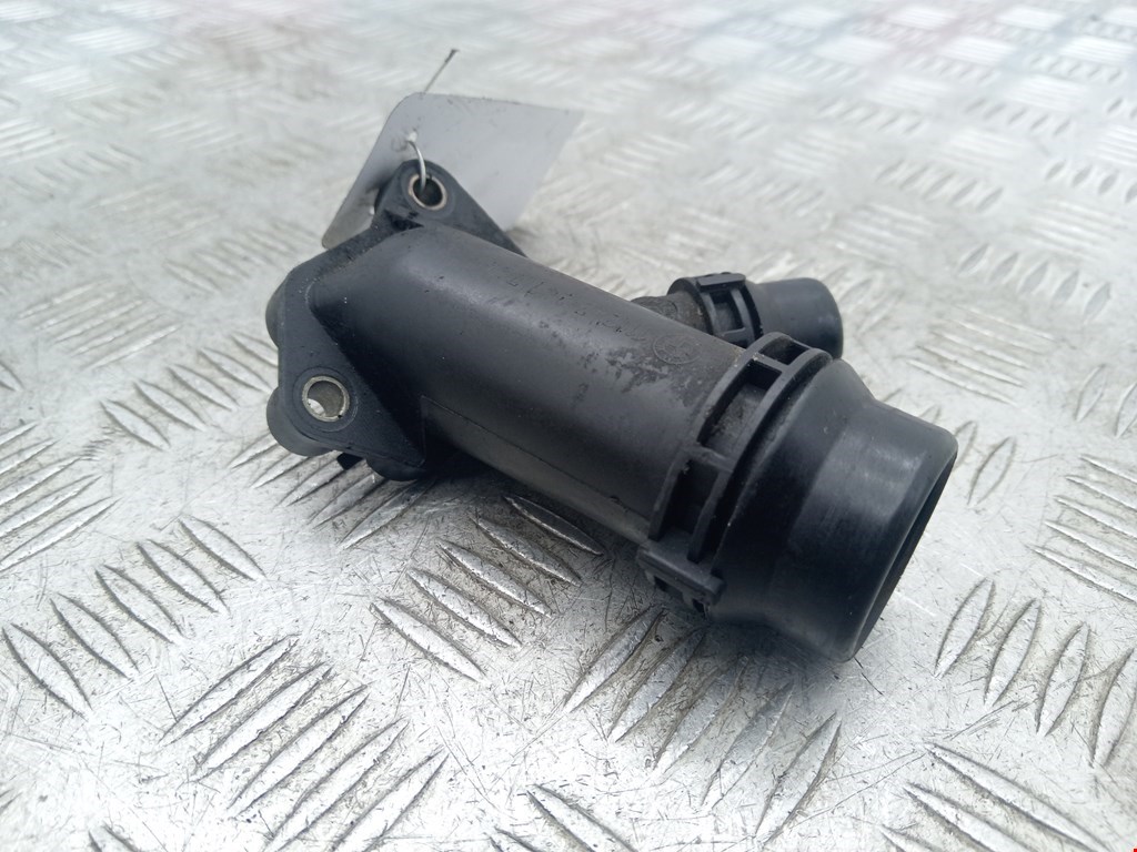 Тройник системы охлаждения BMW 3er E46 1998-2006