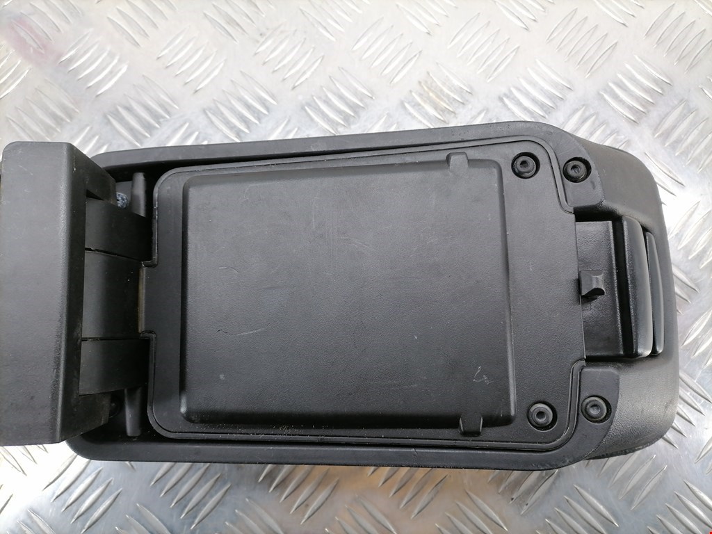 Подлокотник в салон KIA Cee'd I 2006-2012