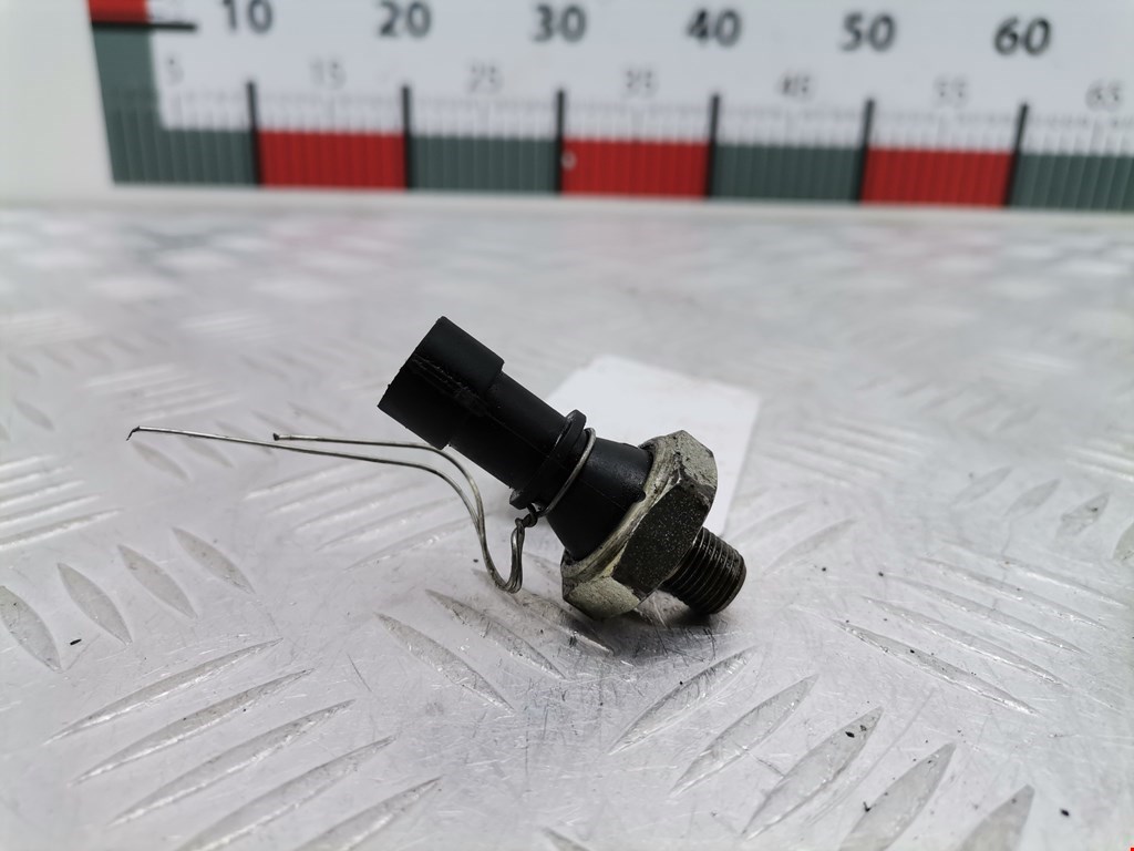 Датчик давления масла Opel Zafira B (2005-2014)