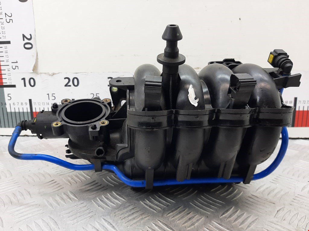 Коллектор впускной FIAT Grande Punto 2005-2009