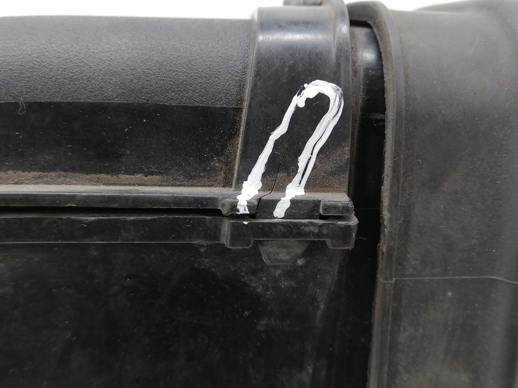 Патрубок воздушного фильтра CITROEN C-Crosser 2007-2013