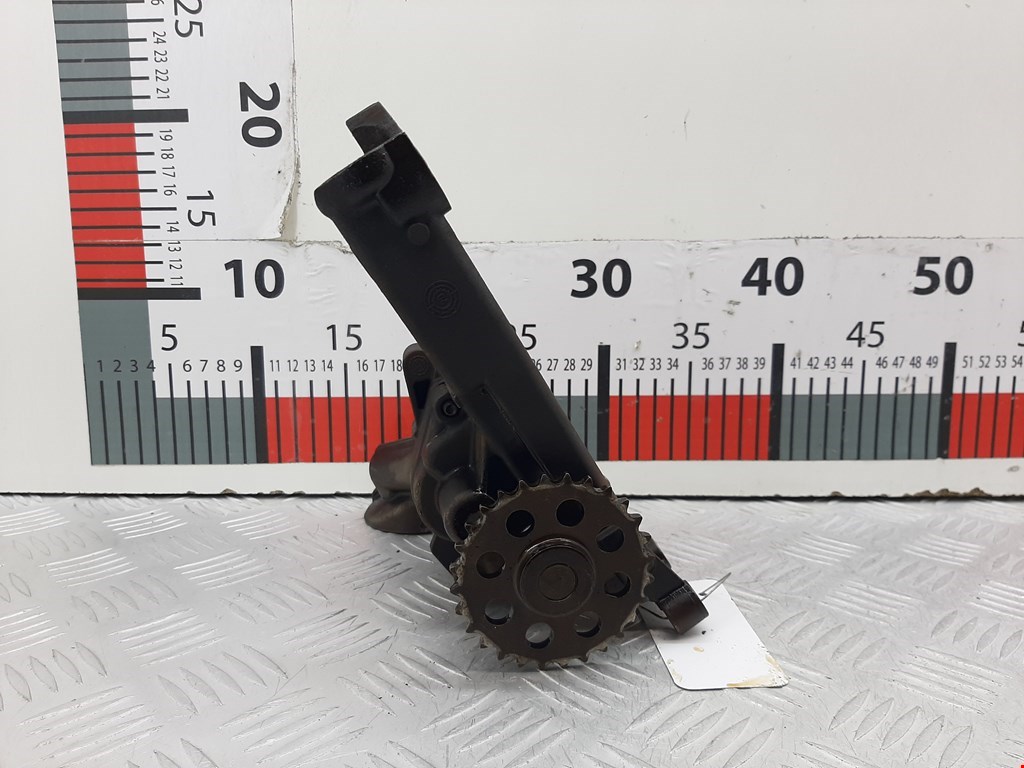 Насос масляный MERCEDES-BENZ A-Class W169 2004-2012