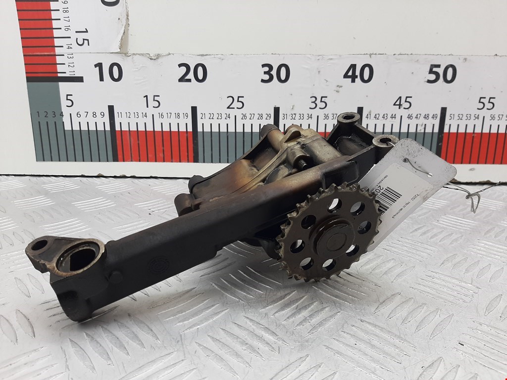 Насос масляный MERCEDES-BENZ A-Class W169 2004-2012