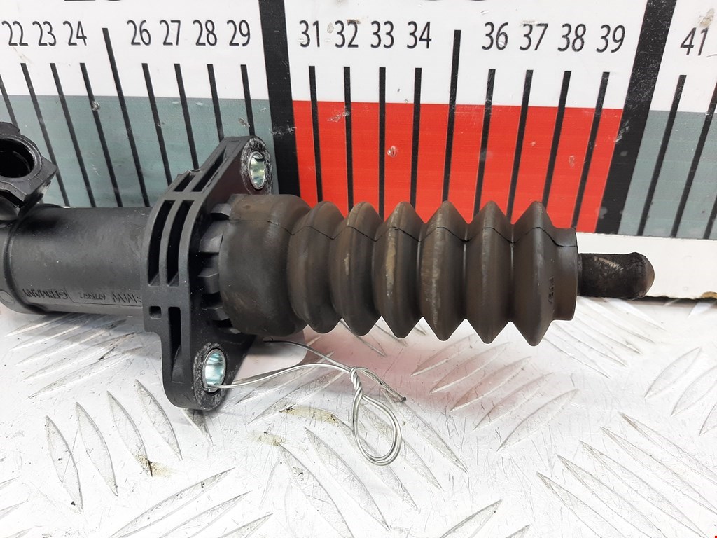 Цилиндр сцепления рабочий BMW 3er E90/E91 2005-2012