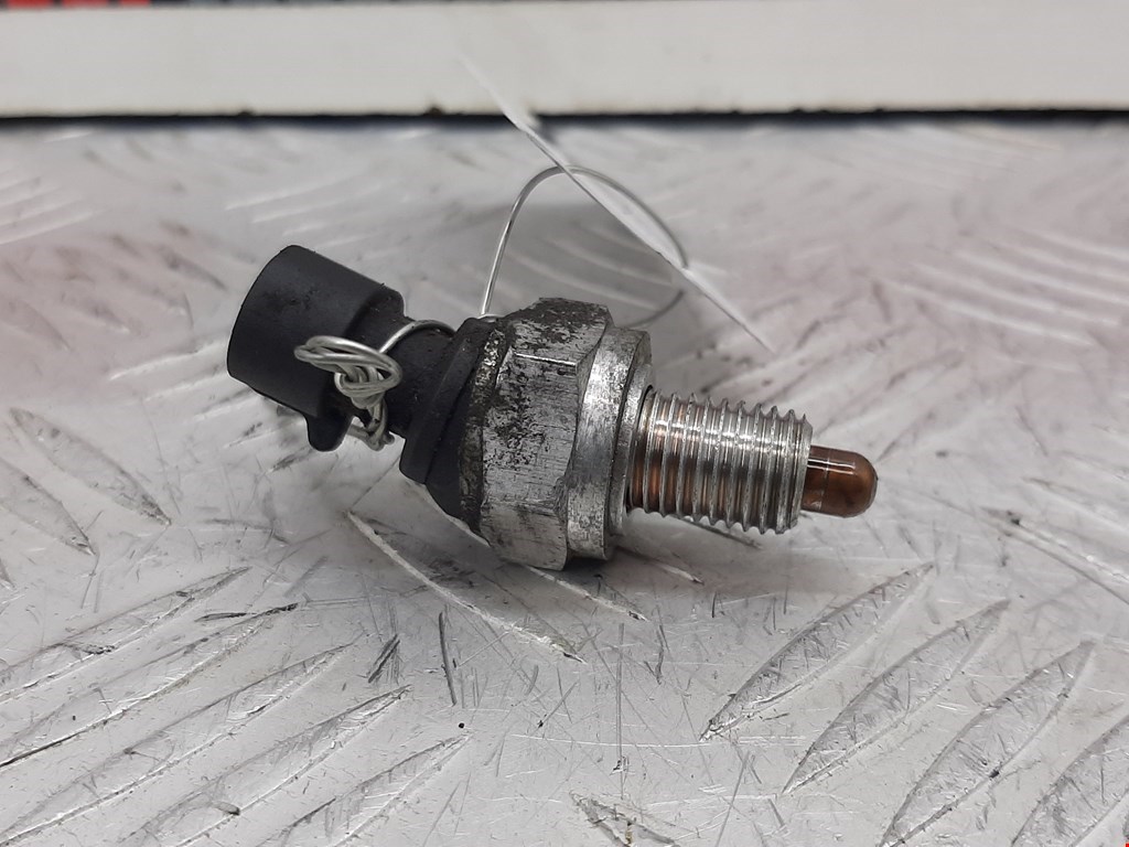 Датчик включения заднего хода OPEL Omega B 1994-2004