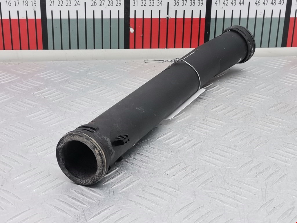 Патрубок VOLKSWAGEN Polo III 1994-2001