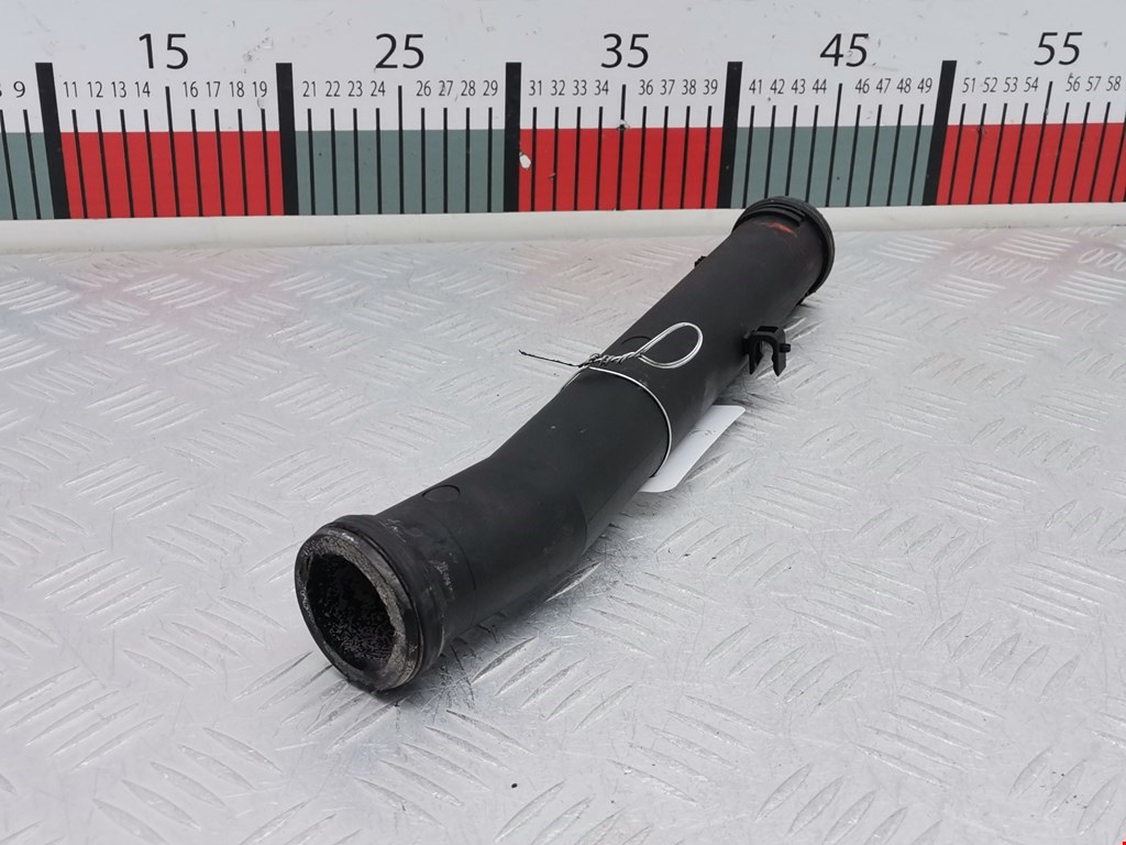 Патрубок VOLKSWAGEN Polo III 1994-2001