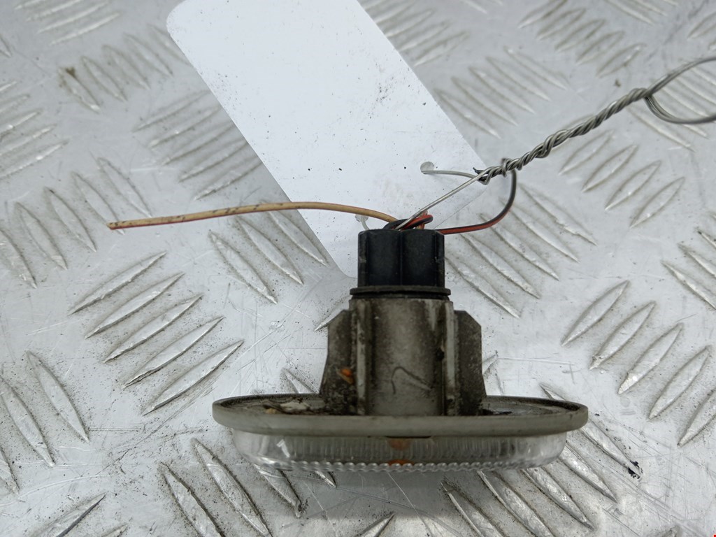 Повторитель на крыло RENAULT Trafic II 2001-2014