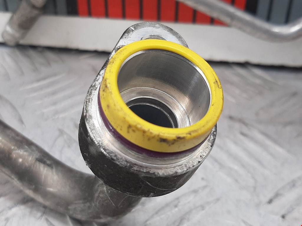 Трубка кондиционера BMW 3er E90/E91 2005-2012