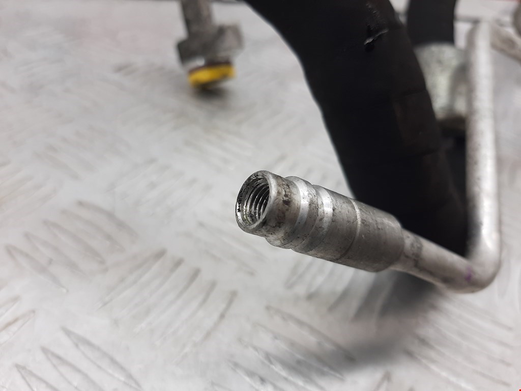 Трубка кондиционера BMW 3er E90/E91 2005-2012