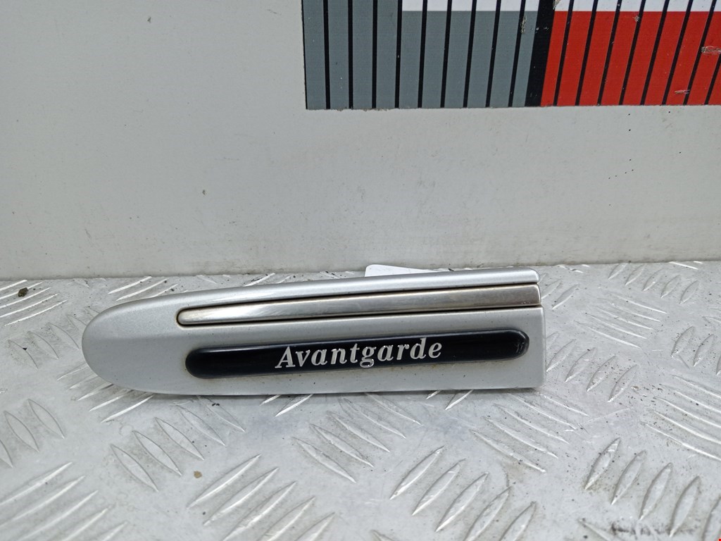 Накладка декоративная (молдинг) крыла переднего левого Mercedes E-Class (W211) (2002-2009)