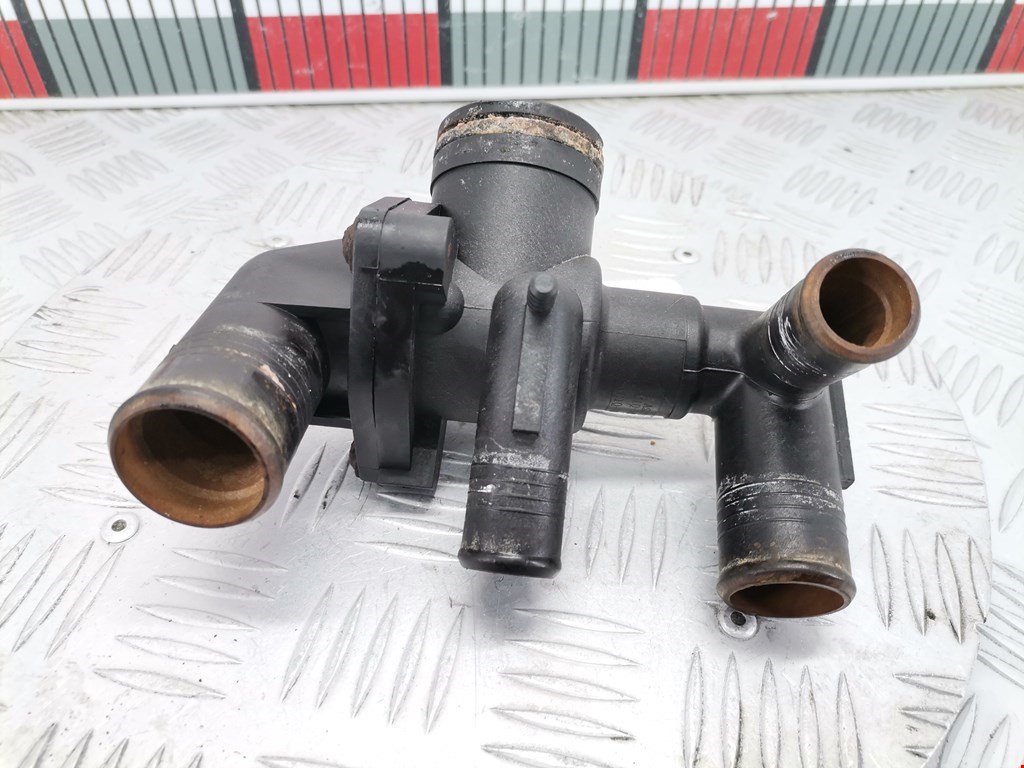 Корпус термостата FORD Transit 2006-2014