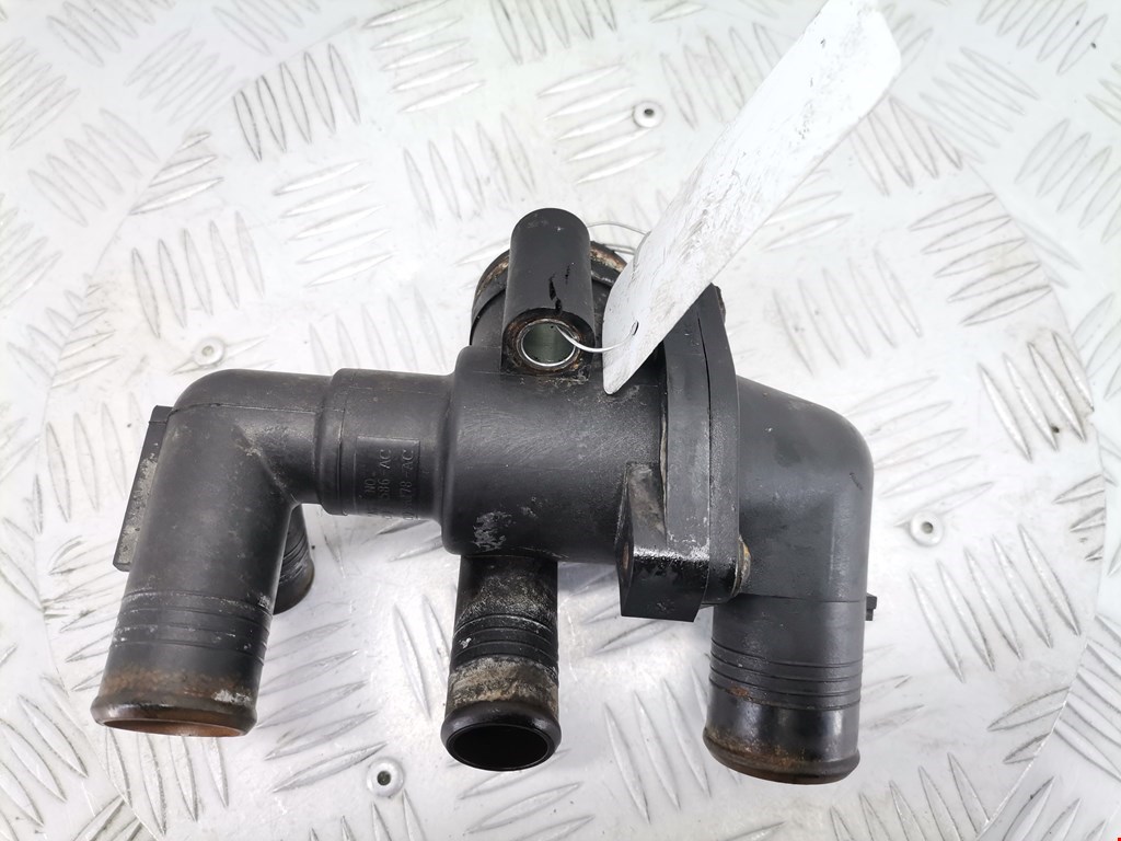 Корпус термостата FORD Transit 2006-2014