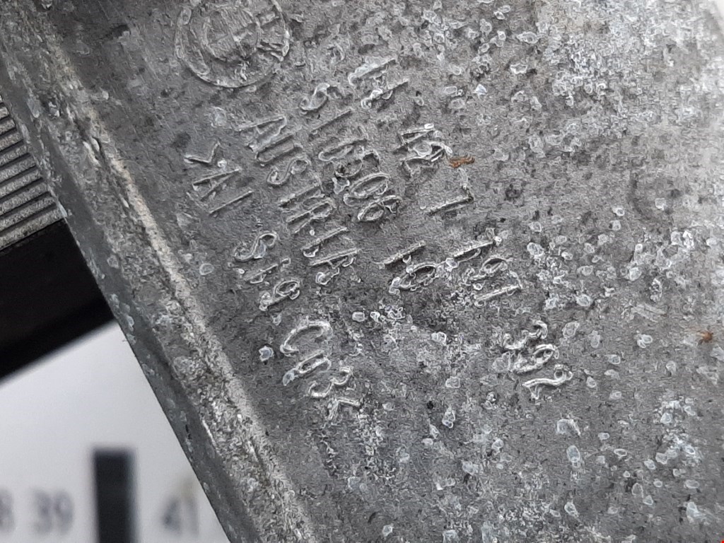 Корпус масляного фильтра BMW 3er E90/E91 2005-2012