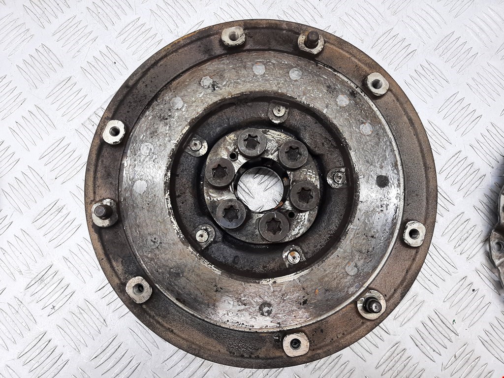 Маховик (демпфер сцепления) BMW 1er E81\E87 2004-2011