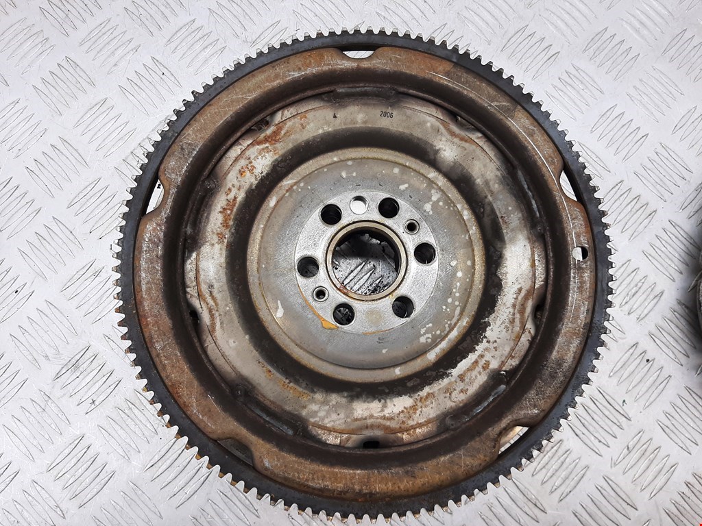 Маховик (демпфер сцепления) BMW 1er E81\E87 2004-2011