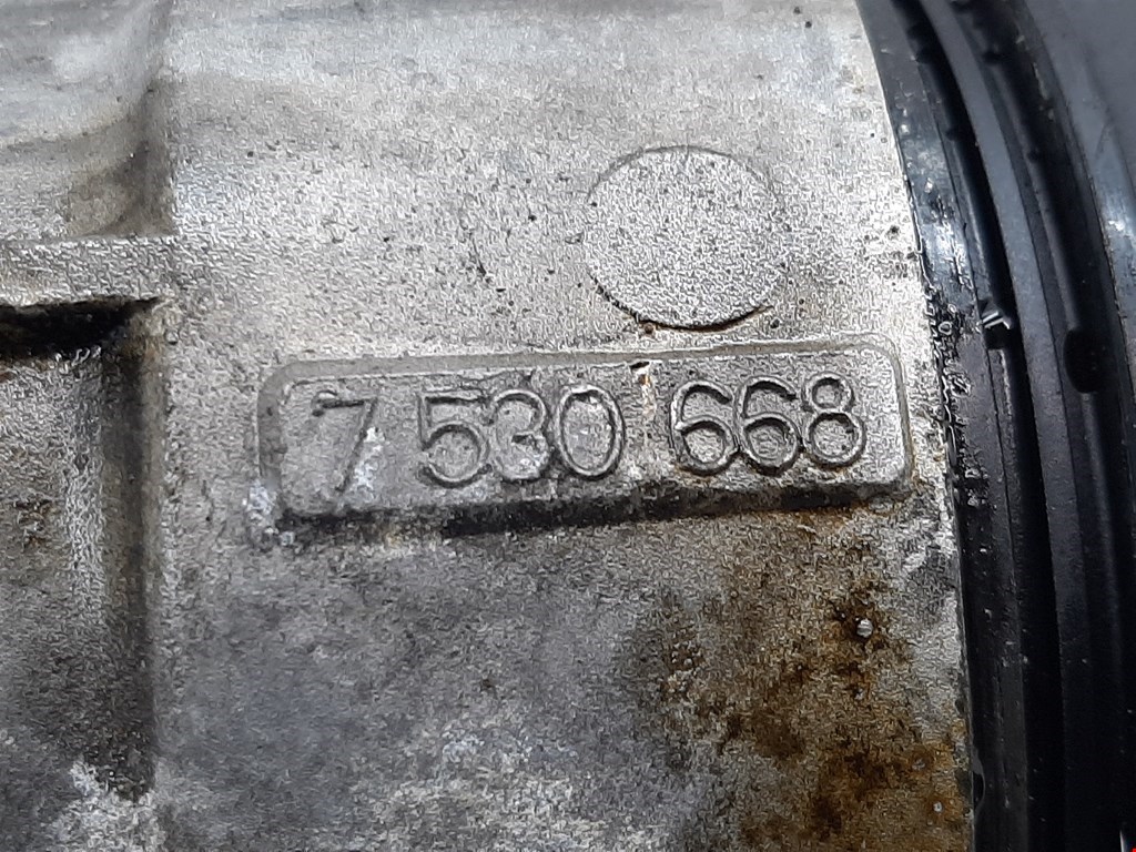 Корпус масляного фильтра BMW 1er E81\E87 2004-2011