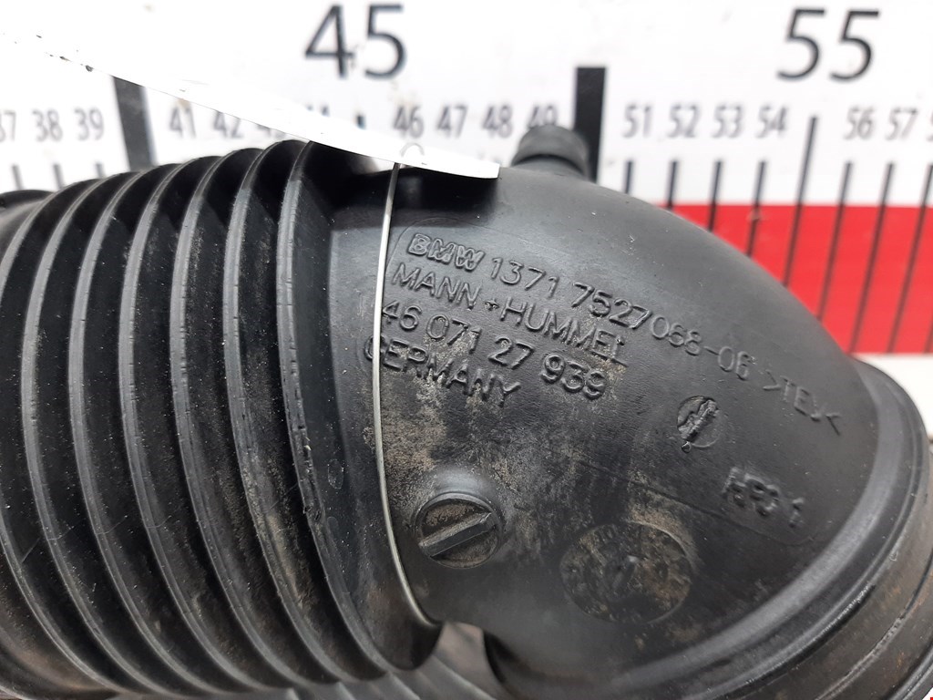 Патрубок воздушного фильтра BMW 1er E81\E87 2004-2011