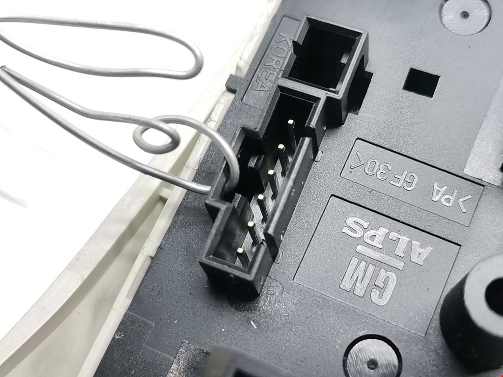 Переключатель подрулевой управления магнитолой OPEL Corsa D 2006-2014