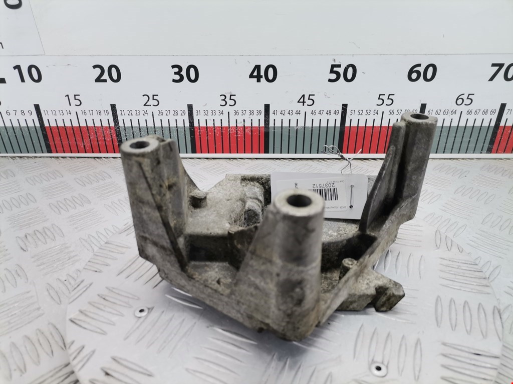 Кронштейн (крепление лапа) двигателя Opel Corsa D (2006-2014)