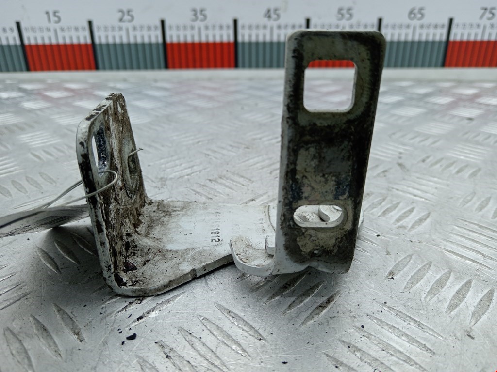 Петля капота левая/правая RENAULT Trafic II 2001-2014