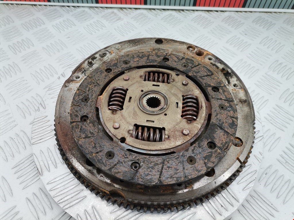 Маховик (демпфер сцепления) FIAT Punto II (188) 1999-2007