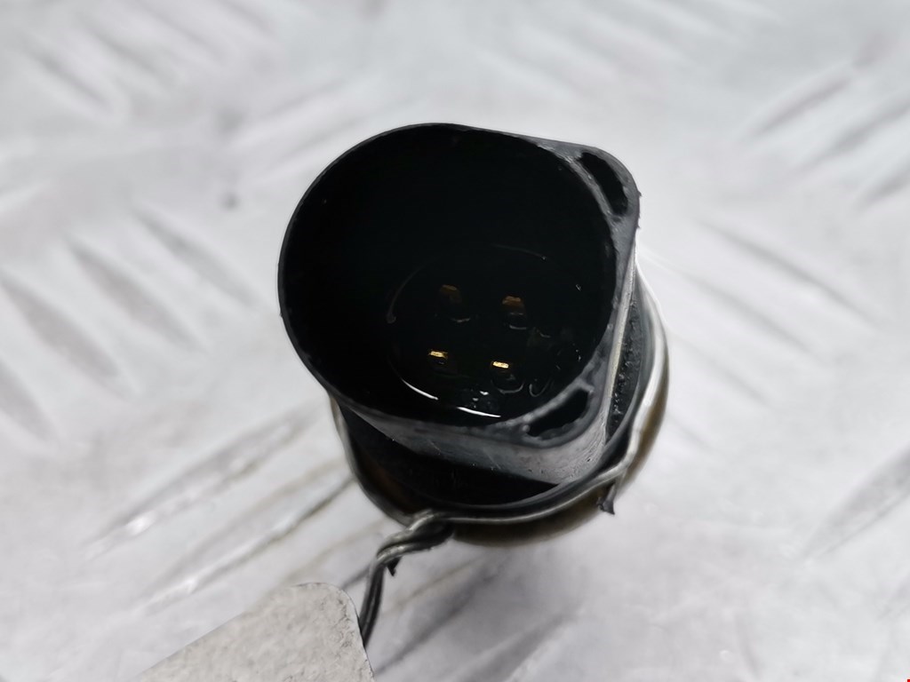 Датчик температуры (охлаждающей жидкости) VOLKSWAGEN Passat B5 1997-2005