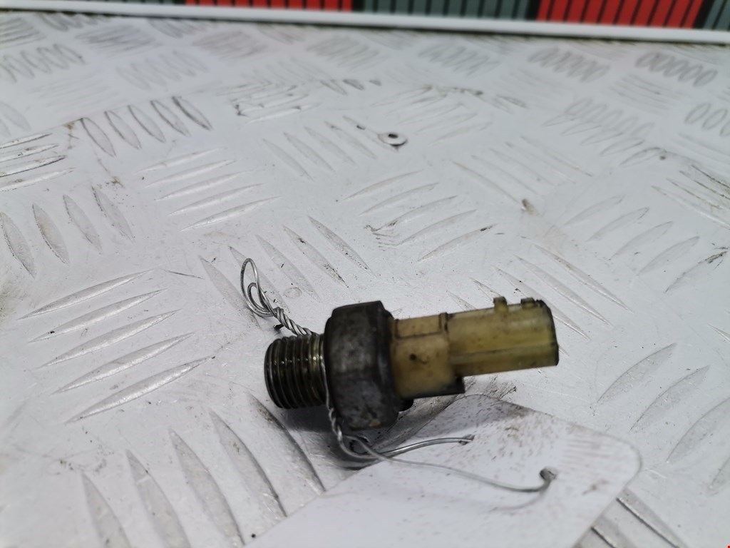 Датчик давления масла RENAULT Megane II 2002-2009