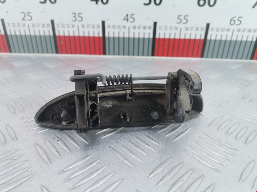 Ручка двери передней наружная правая RENAULT Megane I 1996-2002