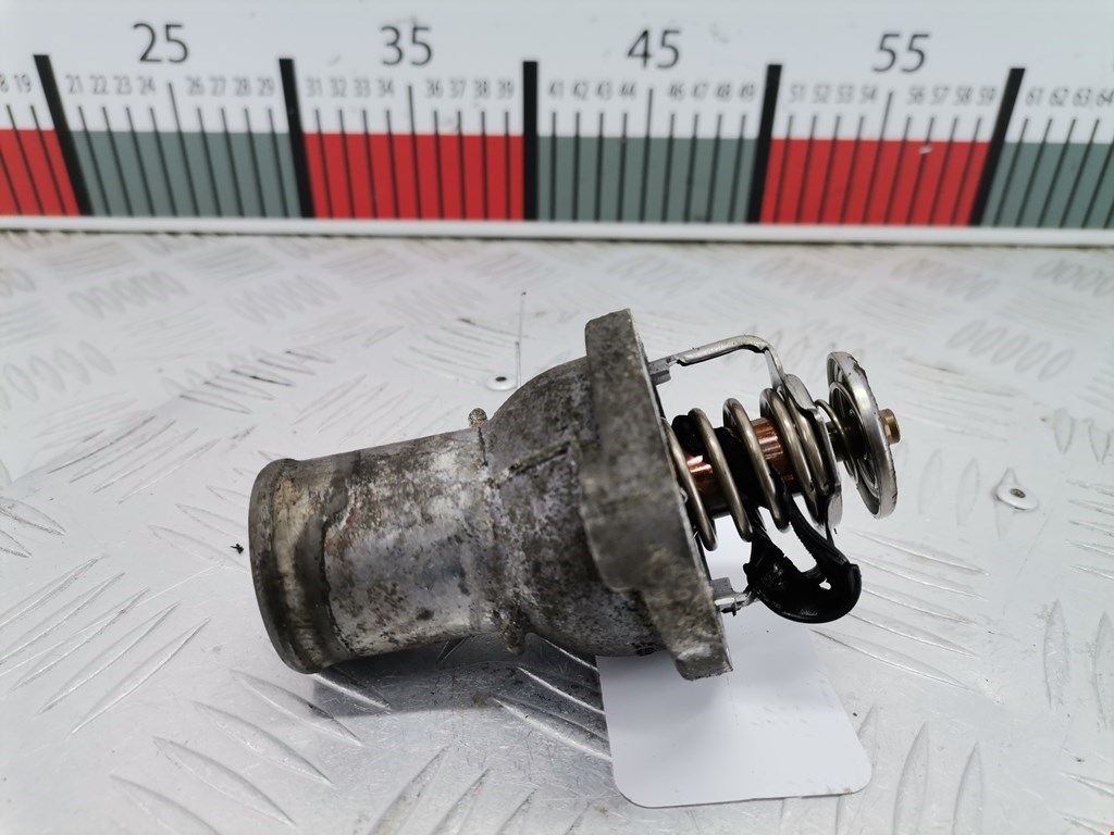 Корпус термостата LEXUS IS 1999-2005