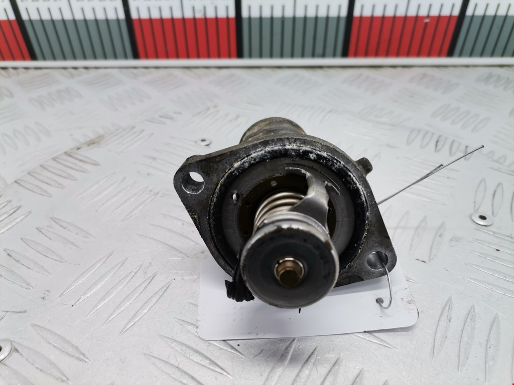 Корпус термостата LEXUS IS 1999-2005