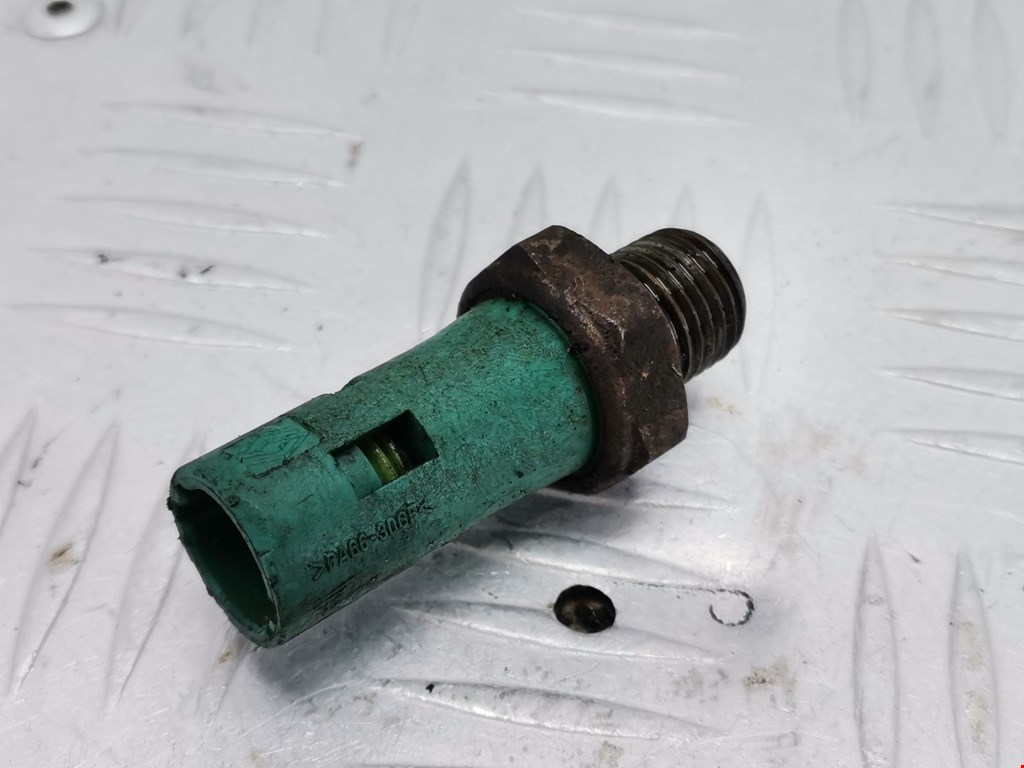 Датчик давления масла RENAULT Espace 1997-2003