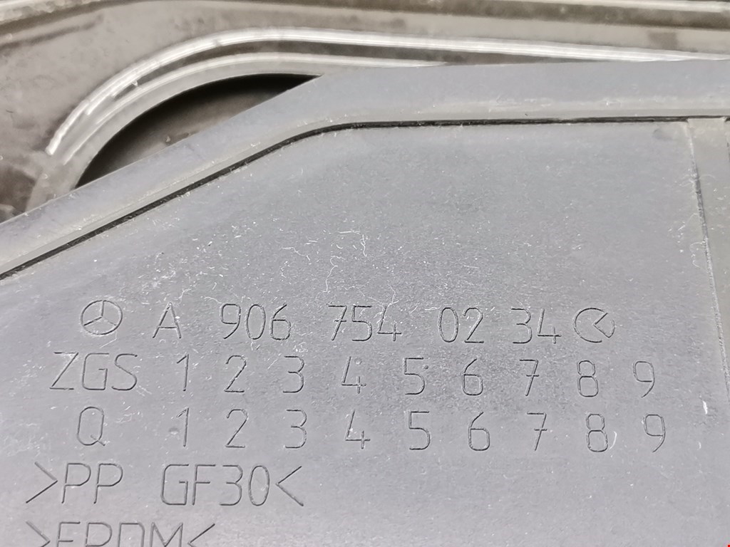 Лючок бензобака VOLKSWAGEN Crafter 2006-2016