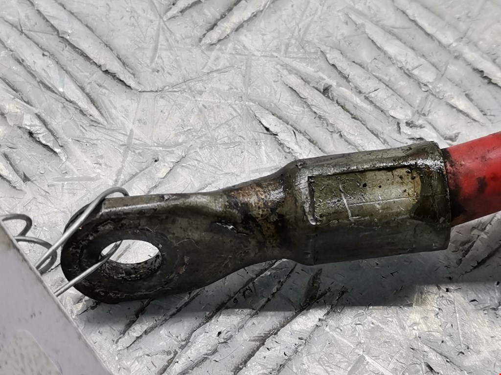 Провод АКБ плюс (плюсовой) MASERATI Quattroporte M139 2003-2012