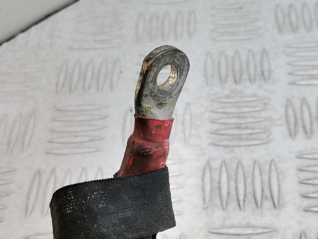 Провод АКБ плюс (плюсовой) MASERATI Quattroporte M139 2003-2012