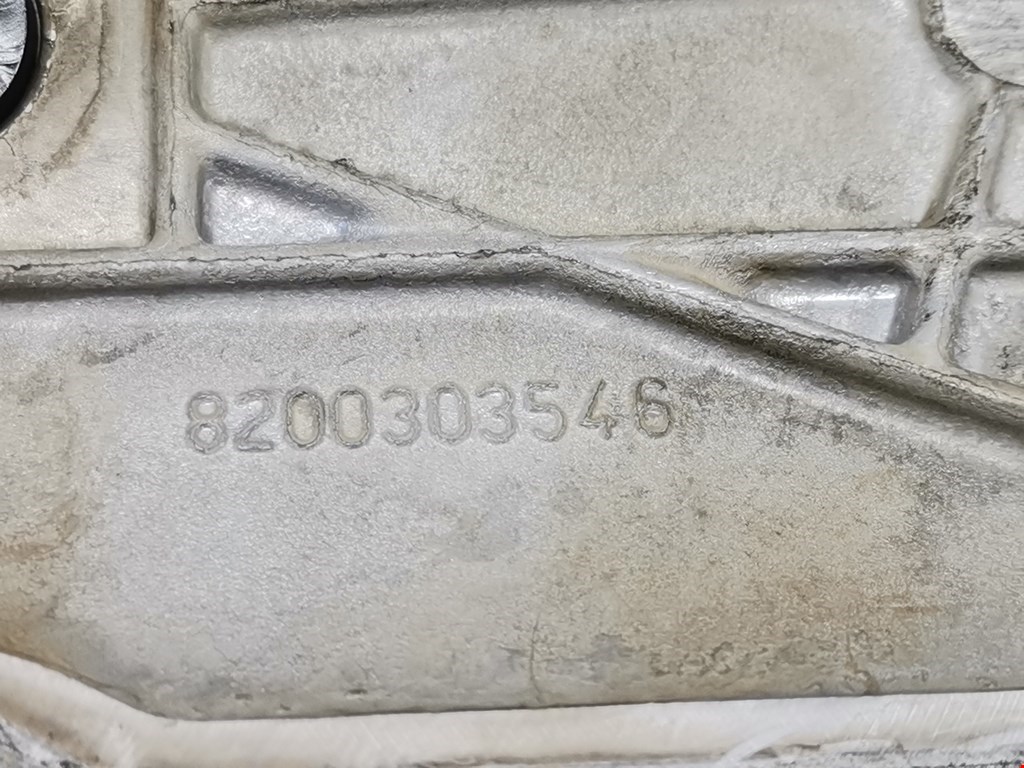 Крышка головки блока (клапанная) RENAULT Megane II 2002-2009