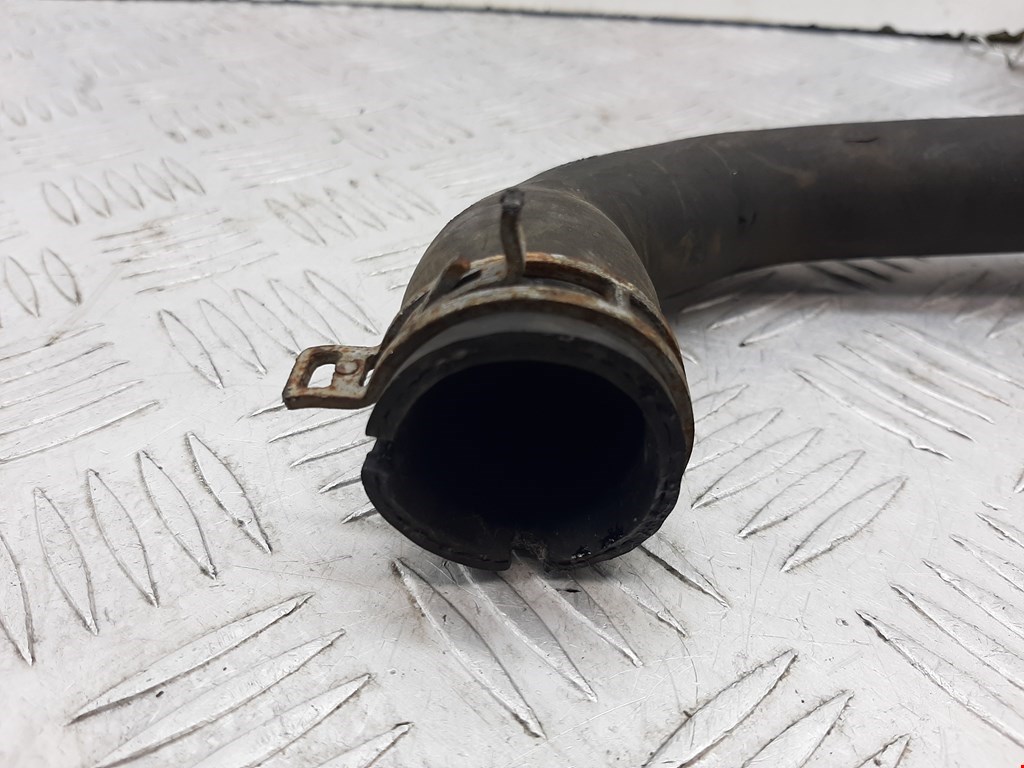 Патрубок VOLVO V50 I 2004-2012