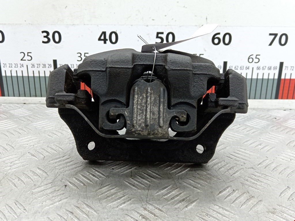 Суппорт передний правый BMW 3er E90/E91 2005-2012