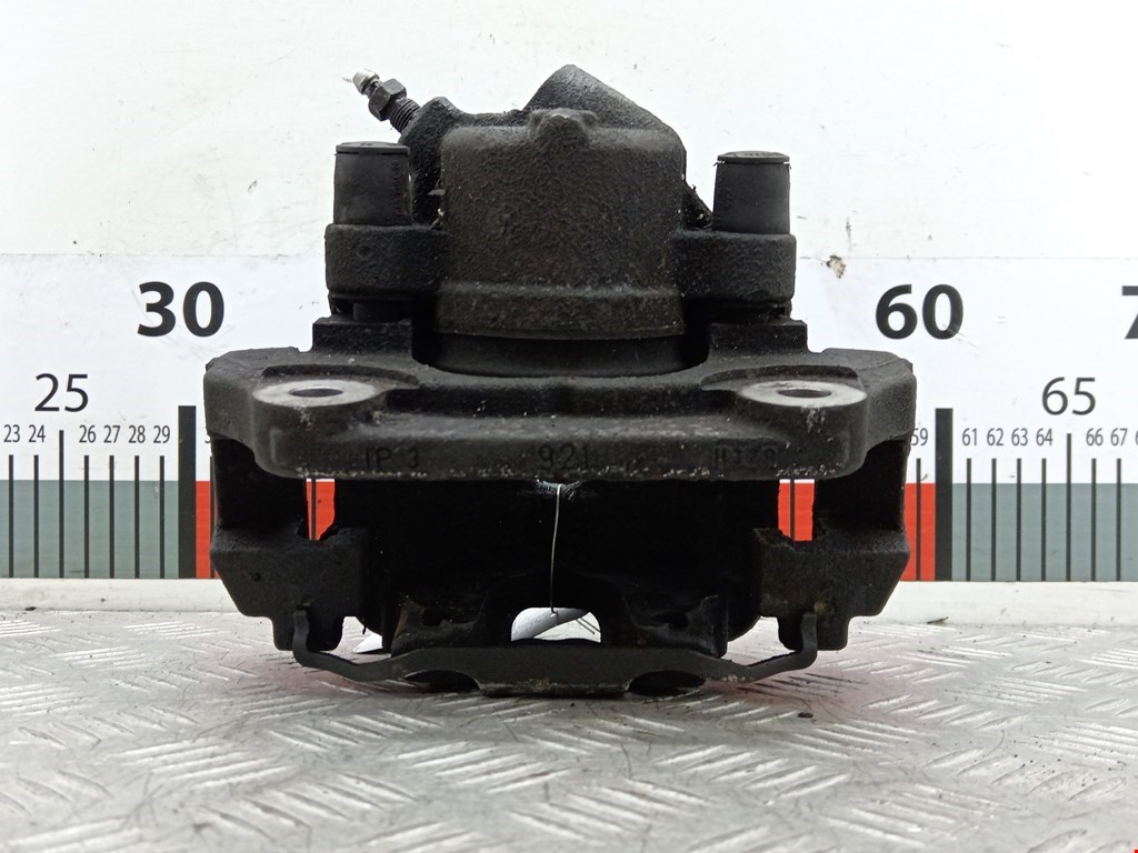 Суппорт передний правый BMW 3er E90/E91 2005-2012